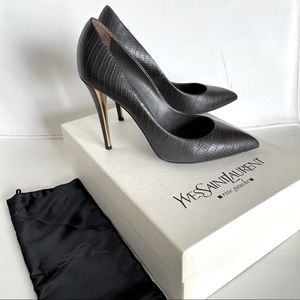 Yves Saint Laurent Clara Pump
